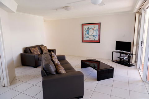 Crystal Beachfront Apartments - Accommodation NSW 27
