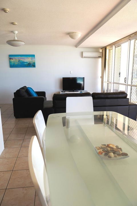 Crystal Beachfront Apartments - Accommodation NSW 35