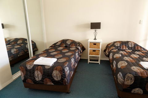 Crystal Beachfront Apartments - Accommodation NSW 22