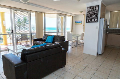 Crystal Beachfront Apartments - Accommodation NSW 5