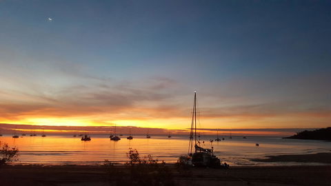 1 Min. Walk To Beach Horeseshoe Bay Holiday Units - Accommodation NSW 12
