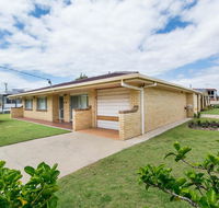 Lowset Sweetie Central to Everything - Partridge St Bongaree - Accommodation NSW