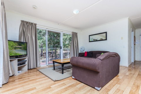 The Islander - Accommodation NSW 4