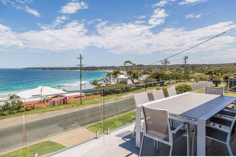 'Salt & Light' Mollymook - Accommodation NSW 0