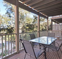1 bedroom Executive Villa located within Cypress Lakes - Accommodation NSW