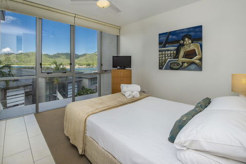 1 Bright Point Apartment 1405 - Accommodation NSW 2
