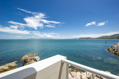 1 Bright Point Apartment 4202 - Accommodation NSW 0