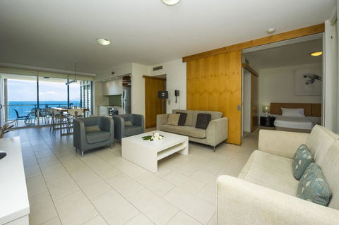 1 Bright Point Apartment 4202 - Accommodation NSW 3
