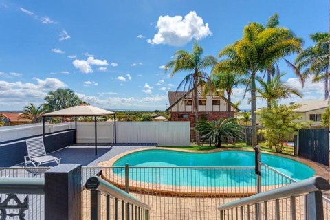 1-33 Tingira Close - Rainbow Beach, Gorgeous Ocean Views, Swimming Pool, Air Conditioning - Accommodation NSW 3
