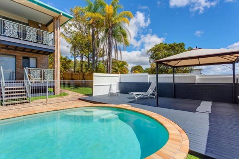 1-33 Tingira Close - Rainbow Beach, Gorgeous Ocean Views, Swimming Pool, Air Conditioning - Accommodation NSW 2