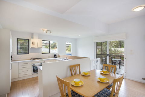 1/31 Ocean Street - A Relaxing Coastal Retreat - Accommodation NSW 3