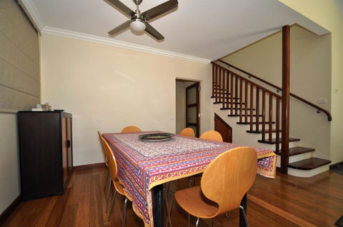 11 Barkala St. Dalmeny - Accommodation NSW 3