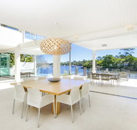 12 Noosa Parade - Accommodation NSW