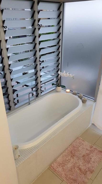 1213/146 Sooning Street, Nelly Bay, Magnetic Island. Qld 4819. One Bright Point. - Accommodation NSW 3