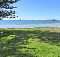 15 'Kanangra' 39 Soldiers Point Road - fantastic unit right on the water - Accommodation NSW