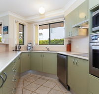 2 'Peninsula Waters' - three bedroom unit with spacious private courtyard  WIFI - Accommodation NSW
