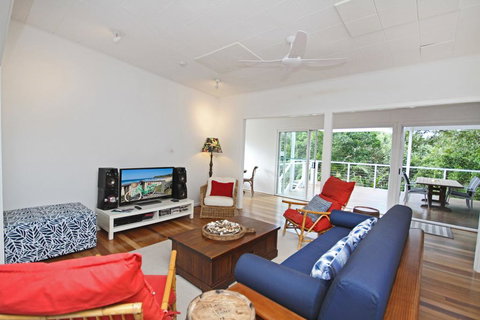 25 Goongilla Street, Yaroomba 500 BOND - Accommodation NSW 2