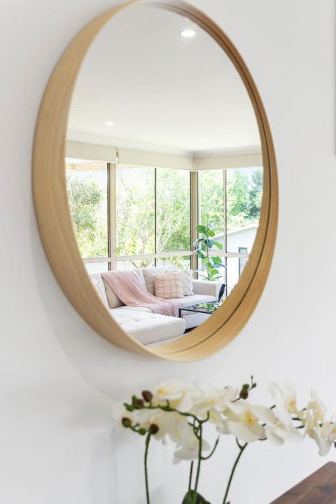 Big Stylish 3 Bed House With Free Parking - Accommodation NSW 2