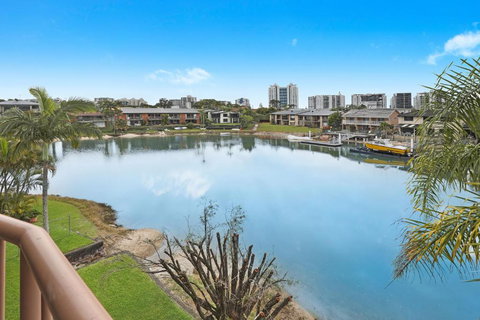 CANAL7-ON THE MOOLOOLABA CANAL! - Accommodation NSW 0