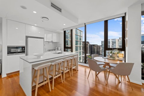 Capri Luxury Apartments Newstead - Accommodation NSW 2