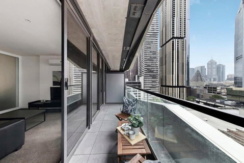 Charming 2BR Apt Near Victoria Market City Views - Accommodation NSW 0
