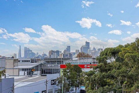 CITY VIEW-Vivid Condo In Mascot - Accommodation NSW 0
