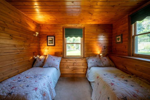 Craignair Cottage - Accommodation NSW 4