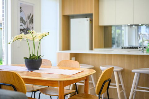 Denham Court Adorable 4Br House With Wifi &Parking - Accommodation NSW 4