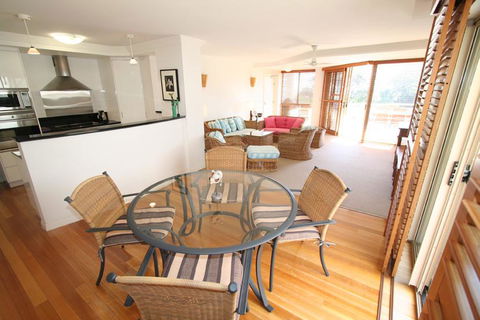 3/54 Lawson St - The Palms 3 - Accommodation NSW 2