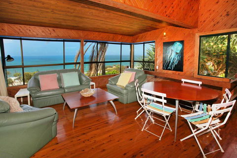 38 Pacific Terrace, Coolum Beach - Linen Supplied - Accommodation NSW 3