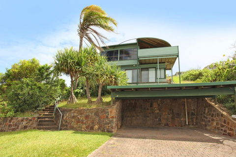 38 Pacific Terrace, Coolum Beach - Linen Supplied - Accommodation NSW 1