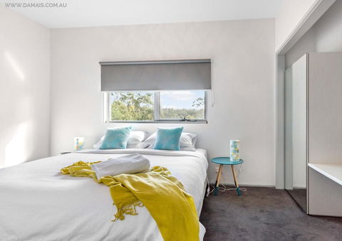 4 King Or 8 Single Beds WiFi, Netflix, Pet Friendly - Accommodation NSW 2