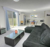 45B Wharf Street Downstairs - Accommodation NSW