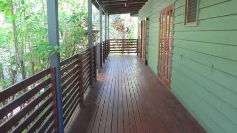47 Yates St Nelly Bay - Accommodation NSW 2