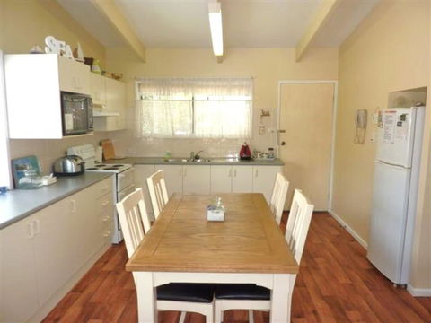 6 Normandy St - Charm At The Inlet - Accommodation NSW 3