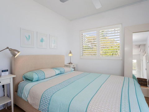 7 'Bayview Towers', 15 Victoria Parade - Stunning Unit With Fabulous Views - Accommodation NSW 3