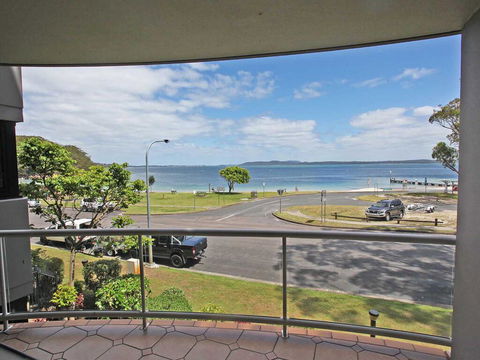7 'Florentine' 11 Columbia Close - Air Conditioned Unit With Fantastic Views Of Little Beach - Accommodation NSW 0