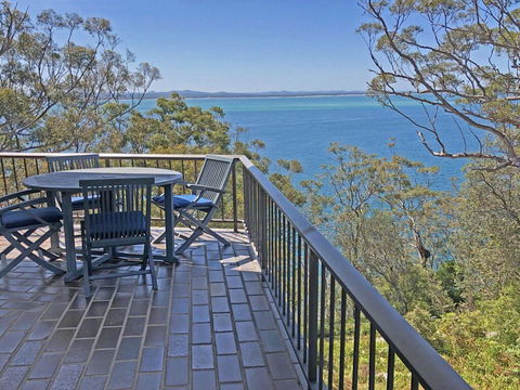 7 'Skyline' 12 Thurlow Avenue - Unit With A WOW Factor - Accommodation NSW 0