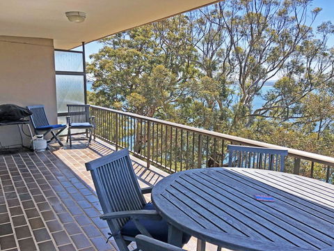 7 'Skyline' 12 Thurlow Avenue - Unit With A WOW Factor - Accommodation NSW 1