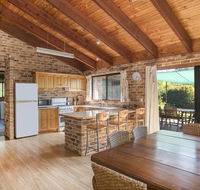 75 River Rd - Tabourie Hideaway - Accommodation NSW
