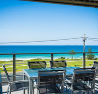 81 Dalmeny Drive - Beach House - Accommodation NSW