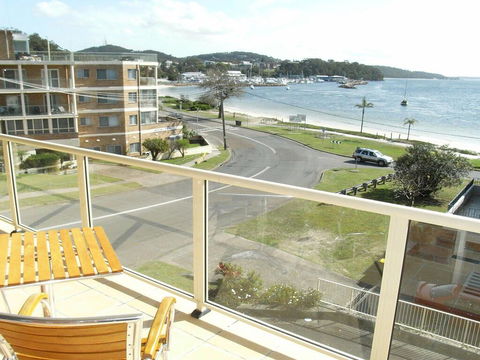 9 'Blue Vista', 13 Victoria Parade - Studio With Stunning Views - Accommodation NSW 0