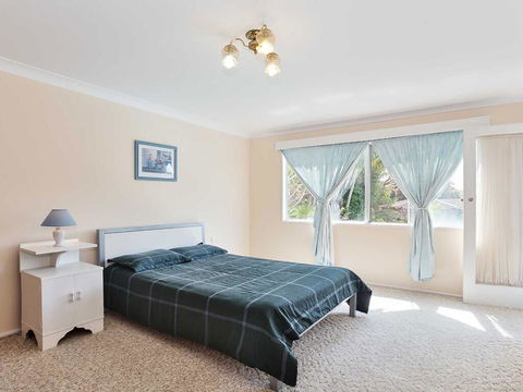 9 Pirralea Parade - Fantastic Family Getaway With Pool And Boat Parking - Accommodation NSW 2
