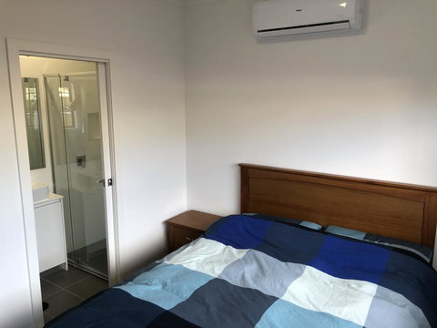 A Brand New Private Townhouse - Accommodation NSW 2