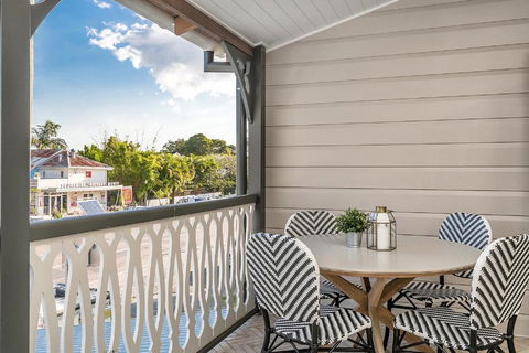 A PERFECT STAY - Luxe & Bloom - Accommodation NSW 3