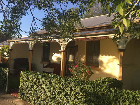 A Settlers Cottage Accommodation Bathurst CBD - Accommodation NSW 2