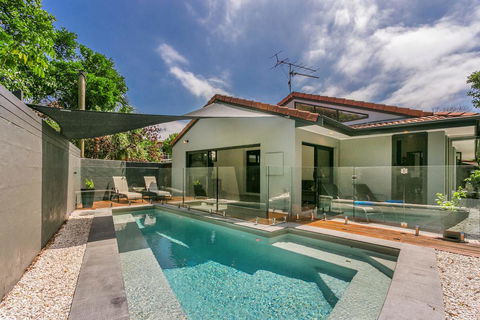 A SWEET ESCAPE - At The Beach - Accommodation NSW 0