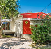 A SWEET ESCAPE - Beachcombers Cottage Beachfront - Accommodation NSW