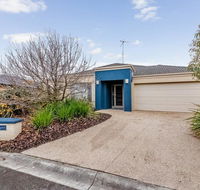 A TOUCH OF CLASS - PET FRIENDLY OUTSIDE ONLY - Accommodation NSW