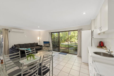 Aanuka Tropical Spa Bure - Accommodation NSW 0